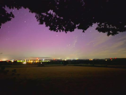 Spectacular Aurora Borealis Lights Up Yeovil's Night Sky